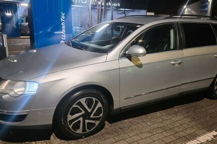 VW Passat 183.500 km 5.150 &euro; Oberhausen 46119