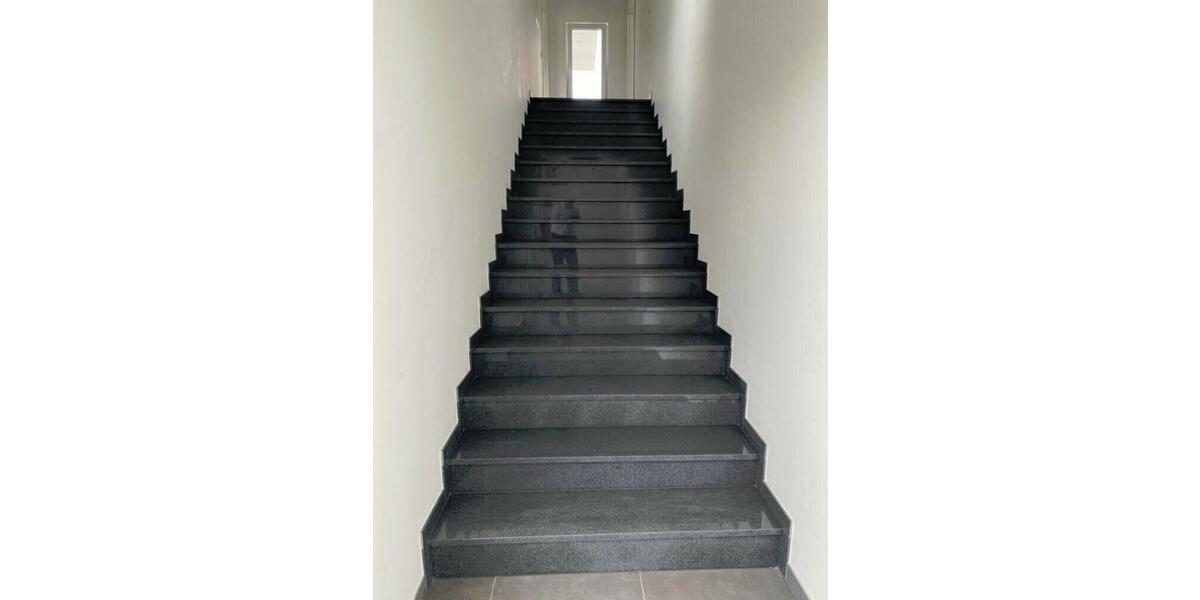 Einfamilienhaus Gummersbach Berstig Süd - 2 Zimmer, 200 m&sup2;, 1.800&euro; | Angebot:25646834