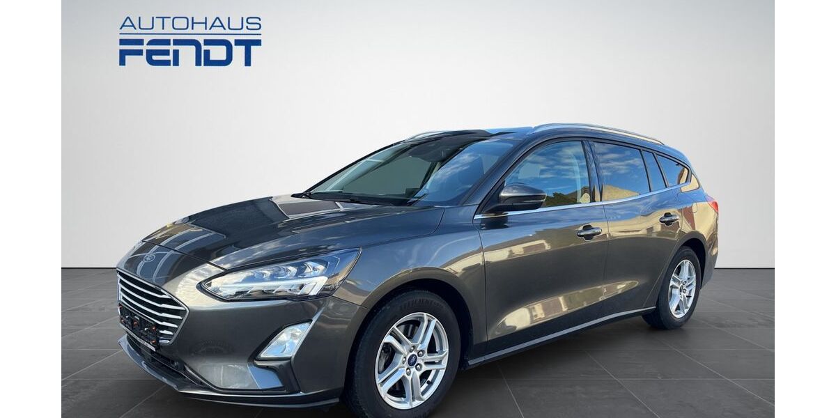 Ford Focus 61.074 km 16.950 &euro; Dinkelscherben-Breitenbronn 86424