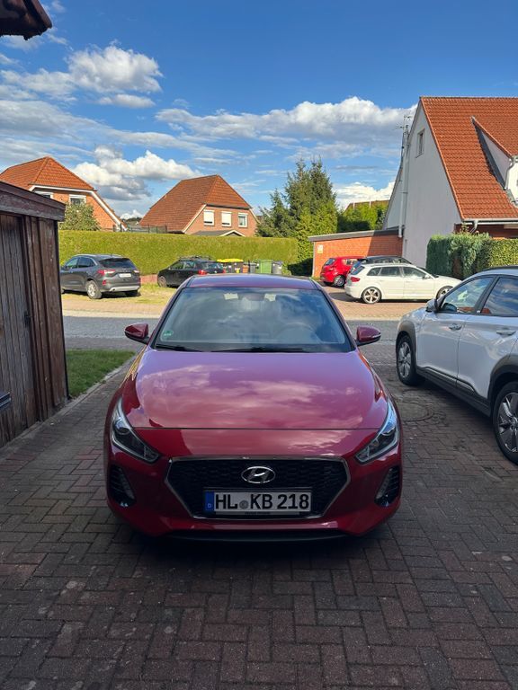 Hyundai i30 53.706 km 10.900 € Lübeck 23560