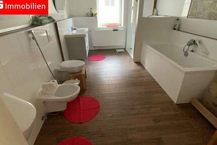 Haus Allendorf Aschau - 6 Zimmer, 244 m&sup2;, 250.000&euro; | Angebot:25670805