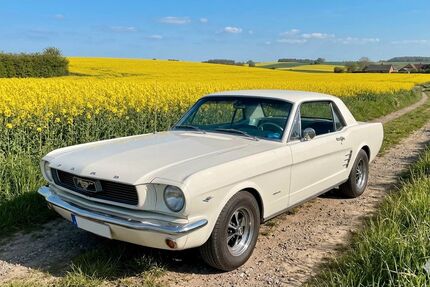 Ford Mustang 83.500 km 22.298 &euro; Kerpen 50171