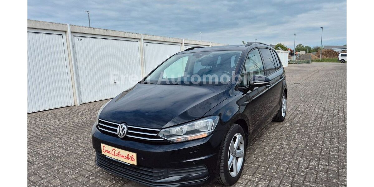 VW Touran 243.000 km 8.999 &euro; Ransbach-Baumbach 56235