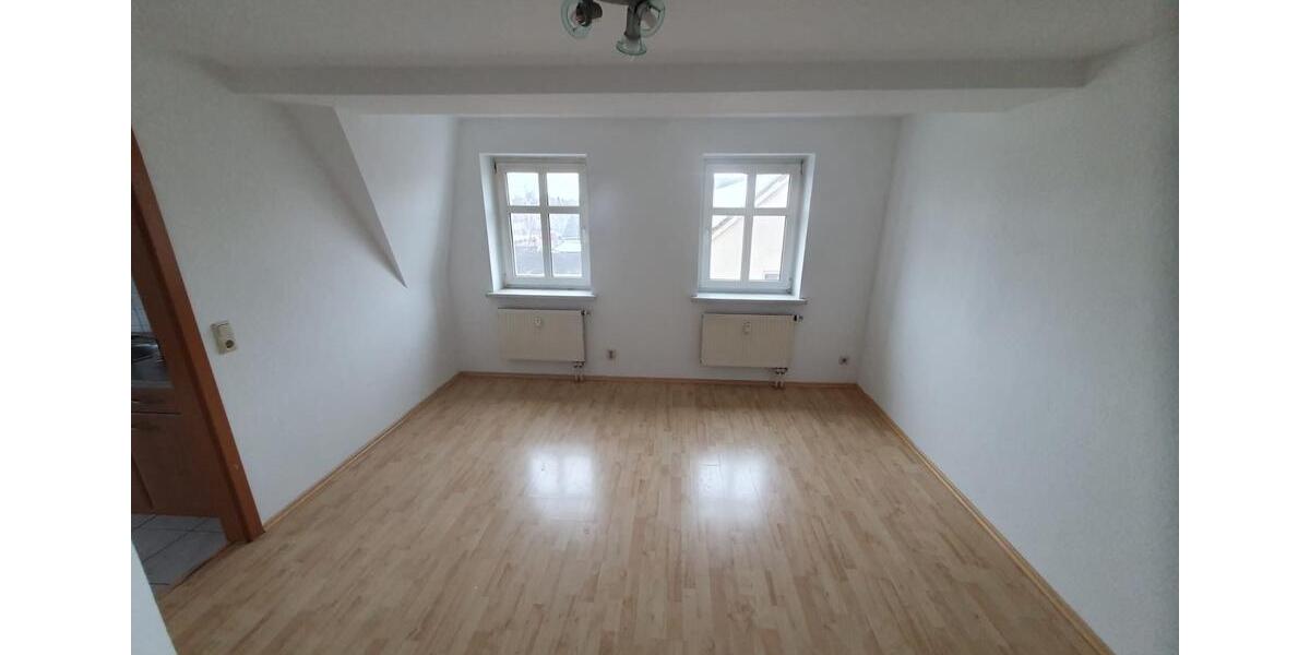 Dachgeschoßwohnung Kyritz - 2 Zimmer, 45 m&sup2;, 520&euro; | Angebot:25567362
