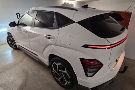 Hyundai KONA 33.600 km 27.500 &euro; Unterhaching 82008