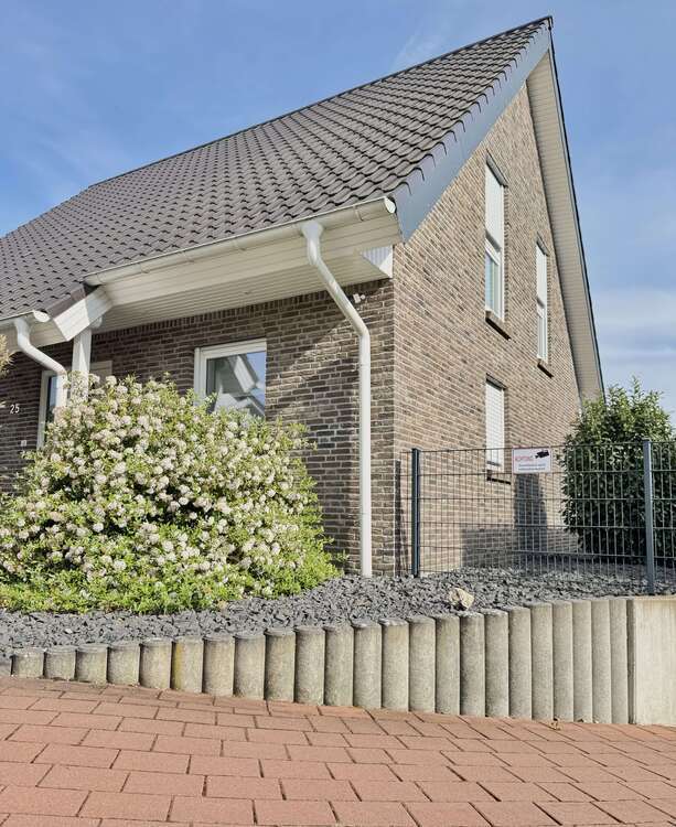 Haus zum Kaufen in Hünstetten 665.000 € 121 m²