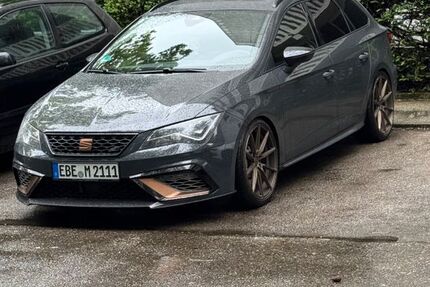 Seat Leon 127.500 km 25.300 &euro; Markt Schwaben 85570