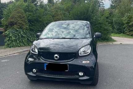 Smart forTwo 28.500 km 13.900 € Düsseldorf 40591