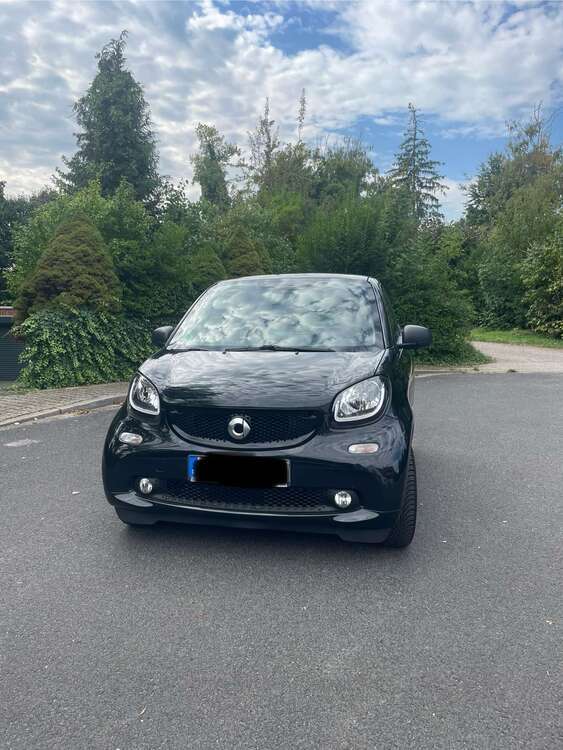 Smart forTwo 28.500 km 13.900 € Düsseldorf 40591