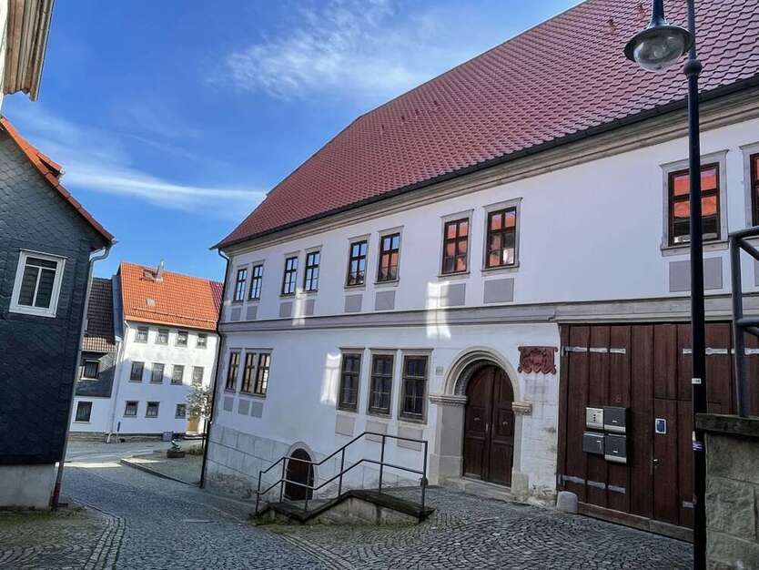Wohnung zum Mieten in Schleusingen 945 € 118 m²