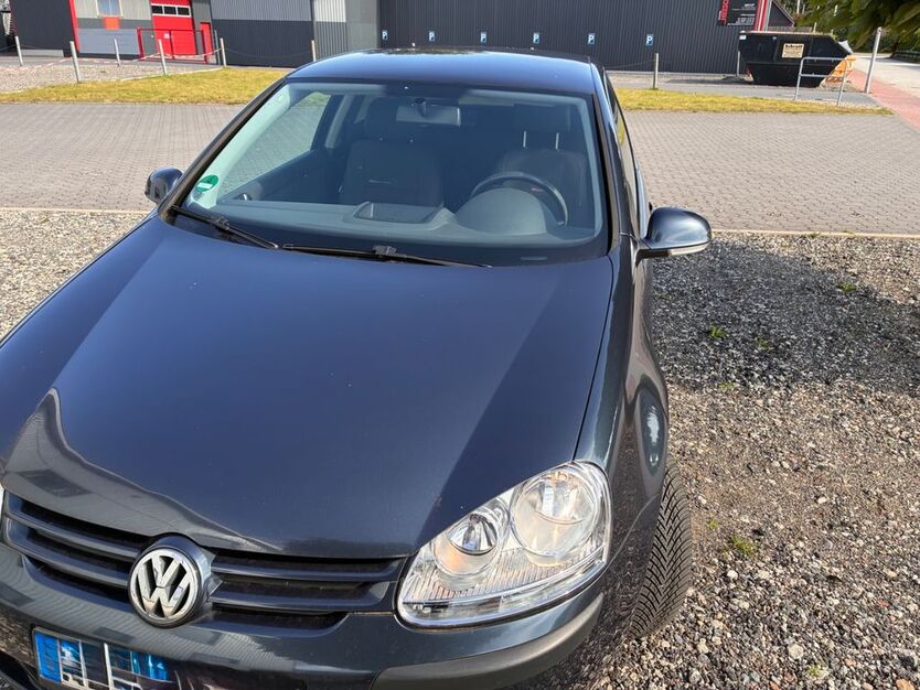 VW Golf 223.000 km 1.250 € Jevenstedt 24808