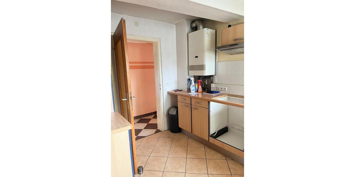 Bauernhaus, Landhaus Schenklengsfeld - 6 Zimmer, 156 m&sup2;, 120.000&euro; | Angebot:26857849
