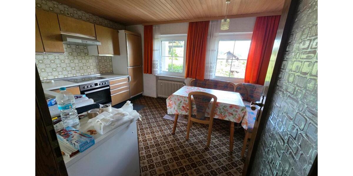 Einfamilienhaus Zwiesel - 10 Zimmer, 222 m&sup2;, 219.000&euro; | Angebot:26801776