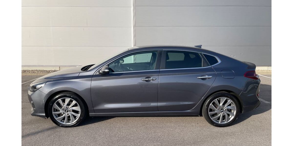 Hyundai i30 228.000 km 7.500 &euro; Rastatt 76437