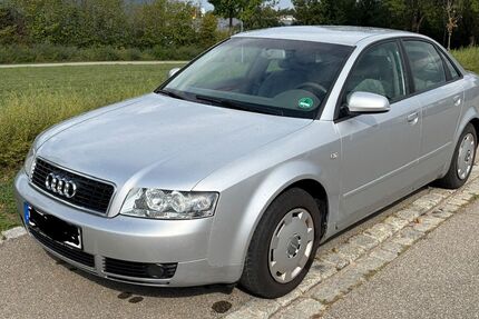 Audi A4 220.000 km 2.290 &euro; Villingen-Schwenningen 78056