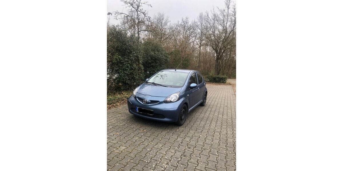 Toyota Aygo (X) 179.000 km 1.900 &euro; Mannheim 68169