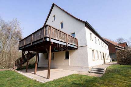 Haus Neuenstein / Neufels Neufels - 11 Zimmer, 307 m&sup2;, 399.000&euro; | Angebot:26108385