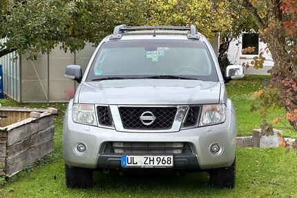 Nissan Navara 233.000 km 10.700 &euro; Nerenstetten 89129
