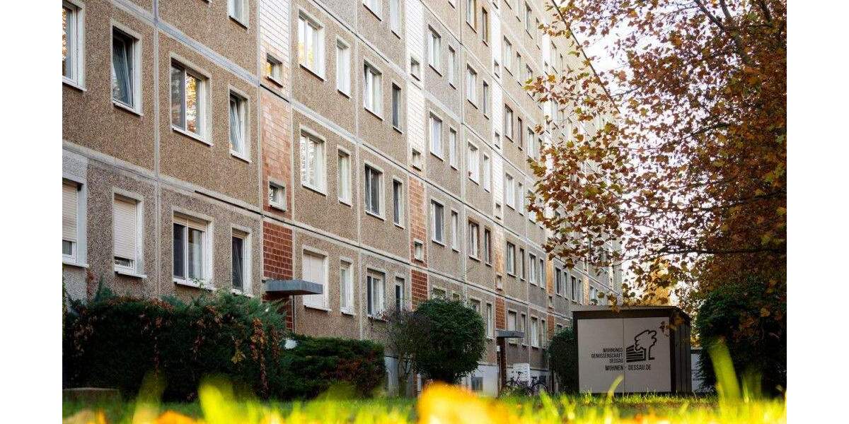 Etagenwohnung Dessau-Roßlau Zoberberg - 3 Zimmer, 68 m&sup2;, 300&euro; | Angebot:26874898