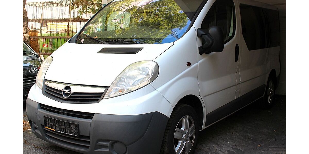 Opel Vivaro 190.000 km 9.999 &euro; München 80636