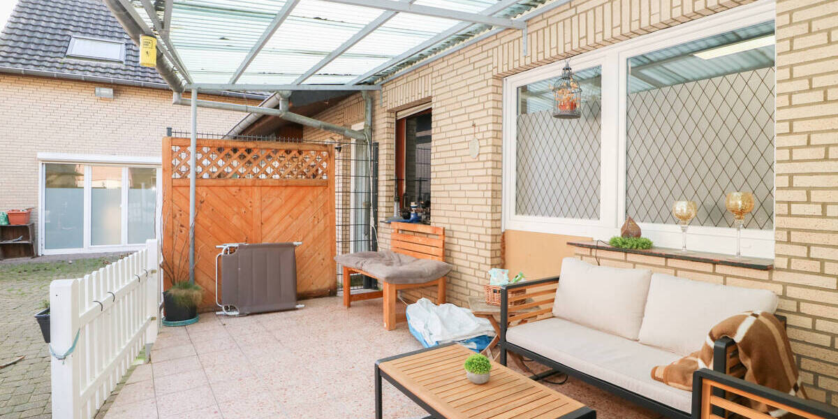 Mehrfamilienhaus, Wohnhaus Dormagen / Straberg Straberg - 1 Zimmer, 176 m&sup2;, 525.000&euro; | Angebot:26346304