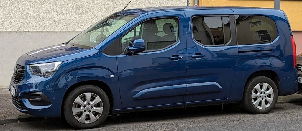 Opel Combo Life 40.000 km 16.500 € Köln 51145