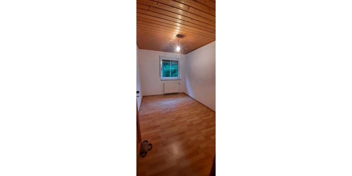 Etagenwohnung Hermersberg - 10 Zimmer, 102 m&sup2;, 199.000&euro; | Angebot:27275609