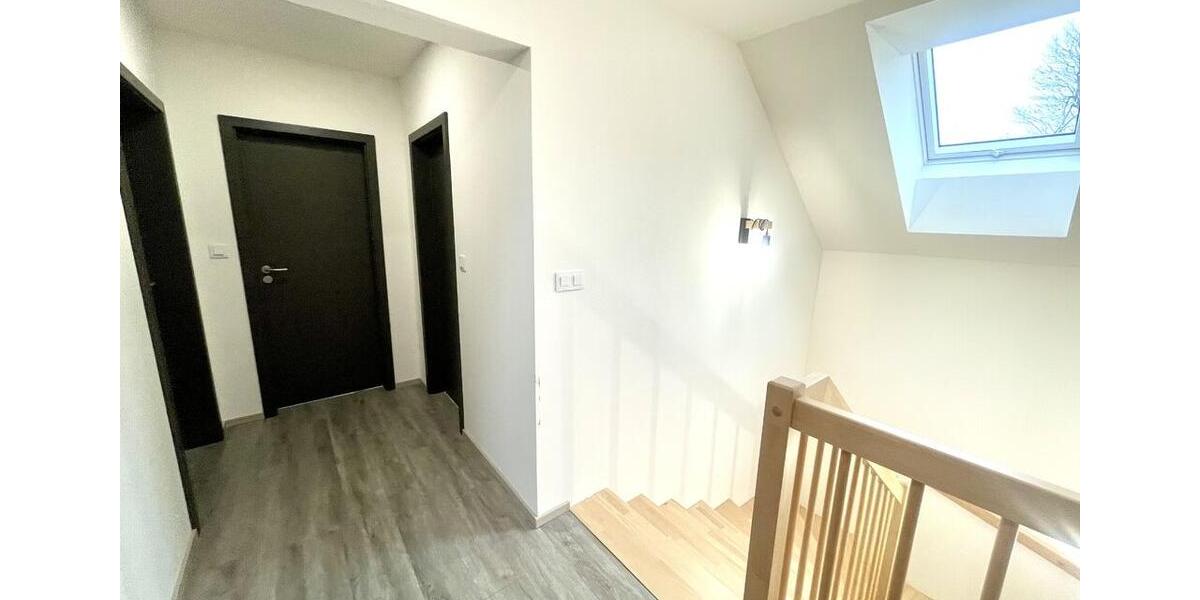 Einfamilienhaus Tirschenreuth - 300.000&euro; | Angebot:27092459