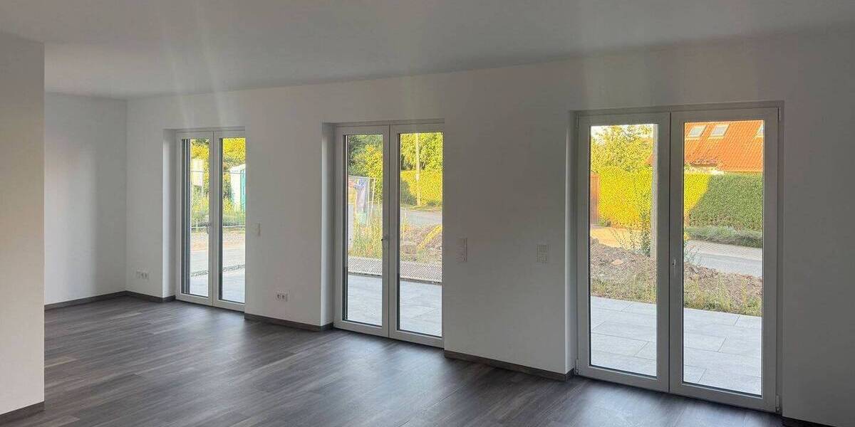 Doppelhaushälfte Klipphausen Hühndorf - 4 Zimmer, 148 m&sup2;, 2.150&euro; | Angebot:26513712