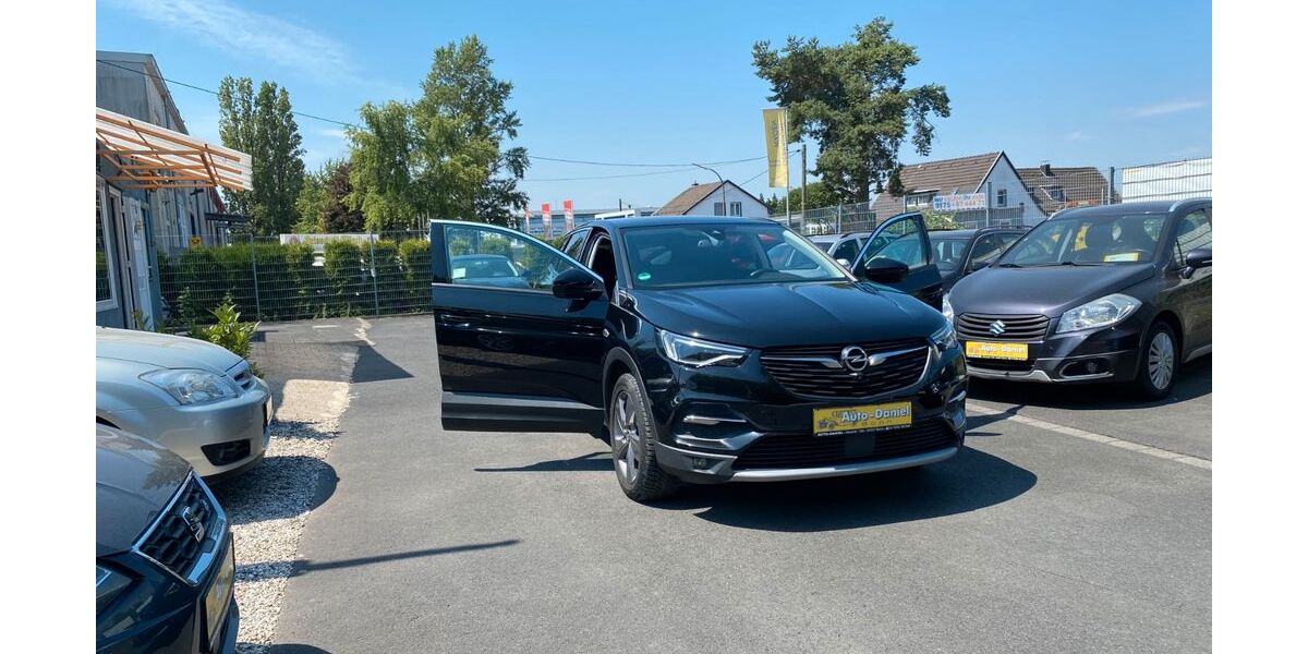 Opel Grandland (X) 163.000 km 13.300 &euro; Bonn 53227
