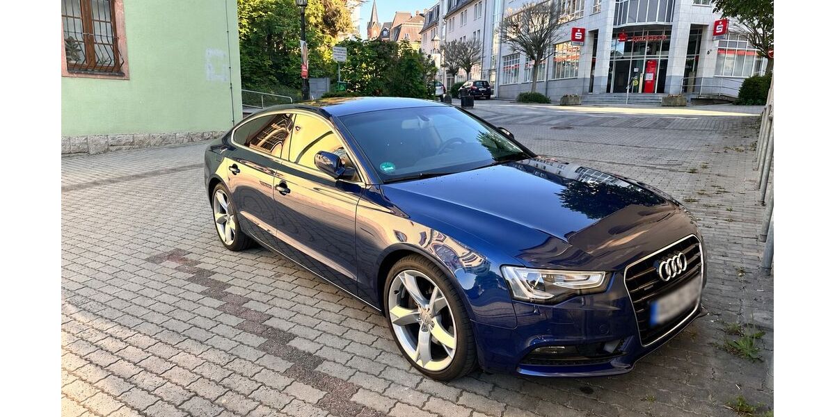 Audi A5 190.000 km 15.700 &euro; Pullach im Isartal 82049