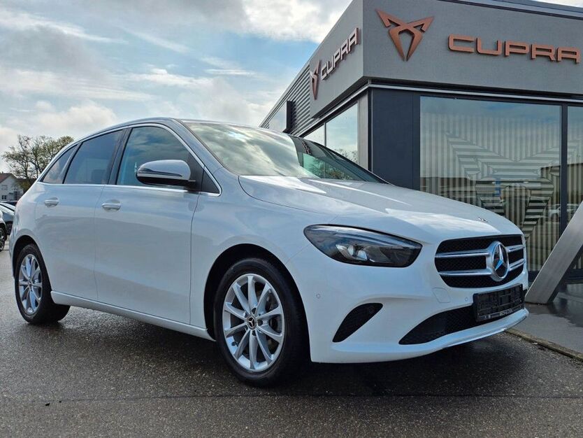 Mercedes-Benz B 180 20.200 km 21.990 € Weidenstetten 89197