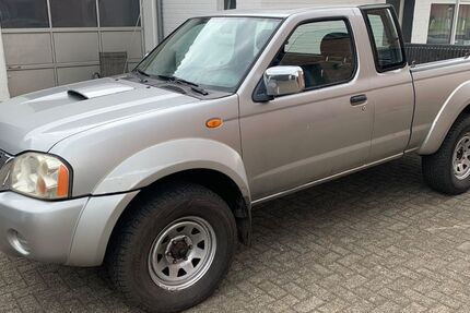 Nissan Navara 165.000 km 5.850 &euro; Oldersbek 25873