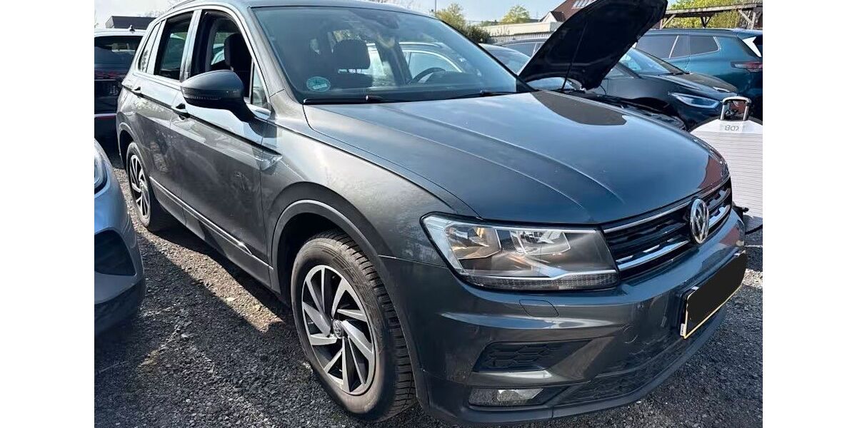 VW Tiguan 227.000 km 12.999 &euro; Ditzingen 71254