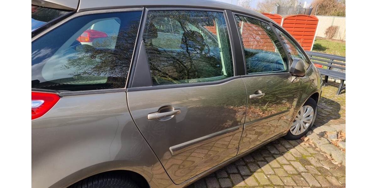 Citroen C4 Picasso 149.000 km 3.800 € Grevenbroich 41515