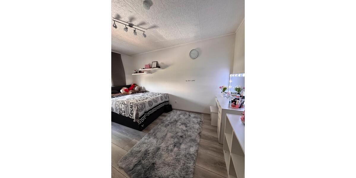 Doppelhaushälfte Wassertrüdingen - 5 Zimmer, 140 m&sup2;, 451.000&euro; | Angebot:26505274