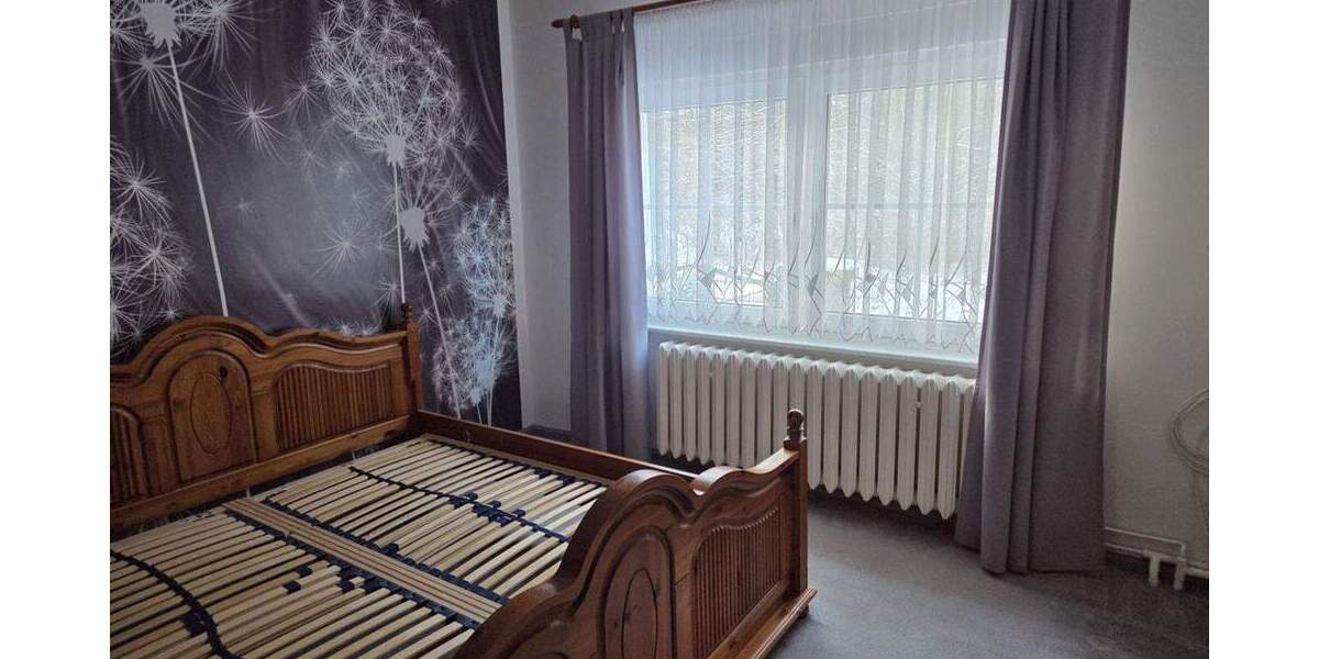 DHH - Haus auf super Grundstück - inkl. Ferienbungalow - ruhige und beliebte Lage 4 zimmer