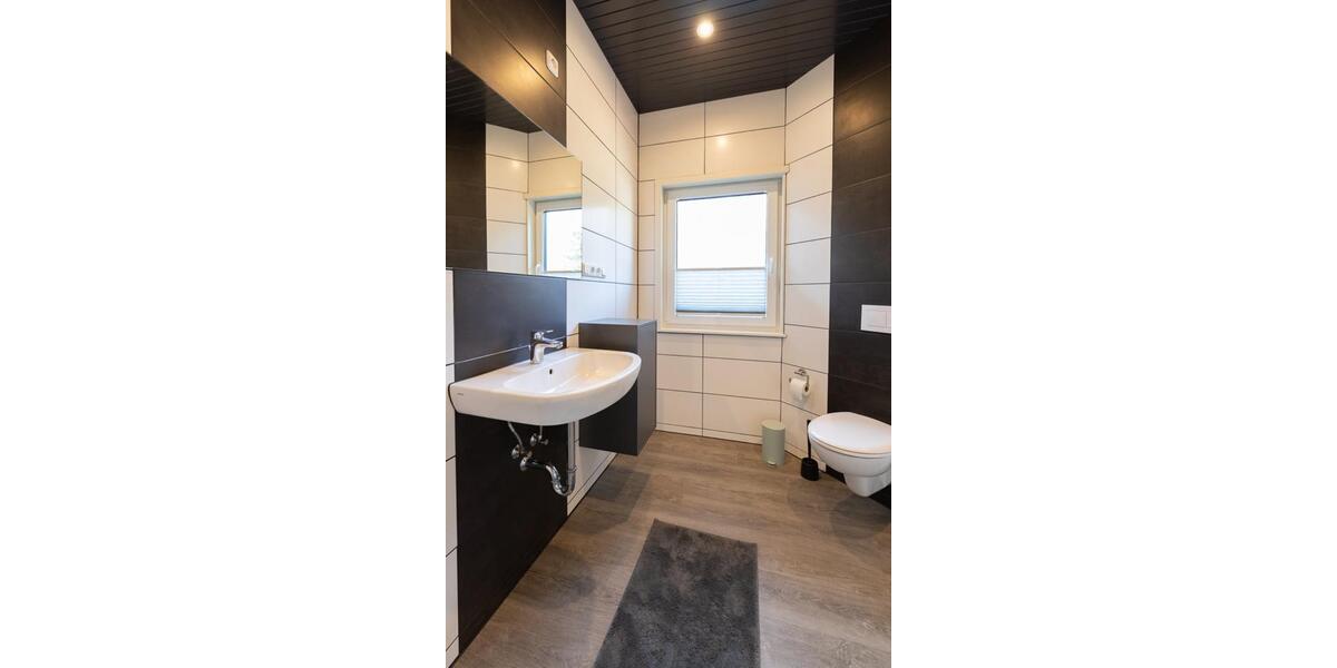 Doppelhaushälfte Meldorf - 3 Zimmer, 100 m&sup2;, 1.000&euro; | Angebot:25570263