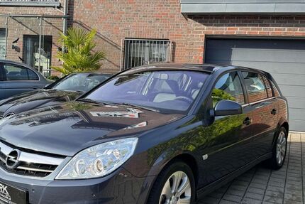 Opel Signum 75.000 km 4.950 € Solingen 42651