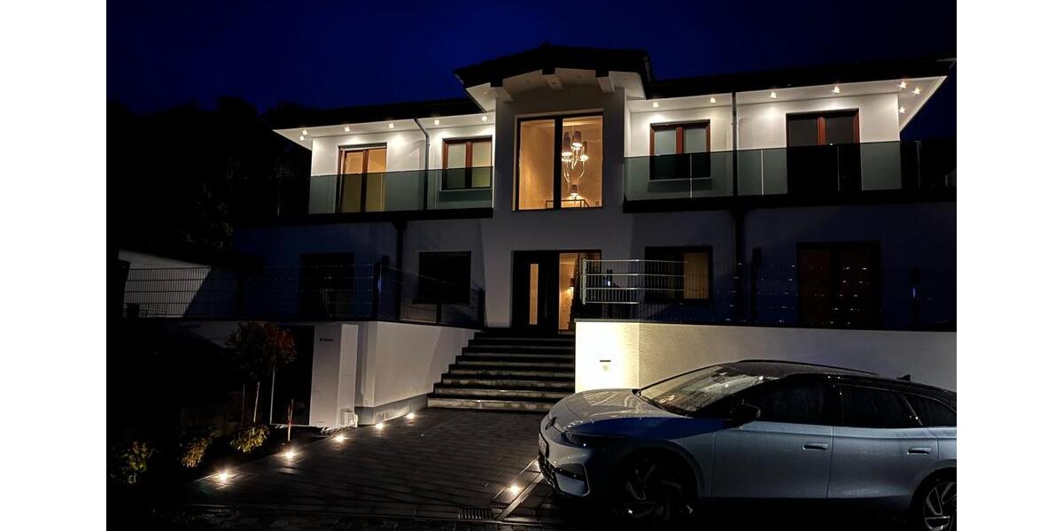 Einfamilienhaus Rheinbreitbach - 2 Zimmer, 93 m&sup2;, 1.399&euro; | Angebot:24892917