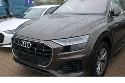 Audi Q8 118.900 km 55.190 &euro; Wolfsburg 38440