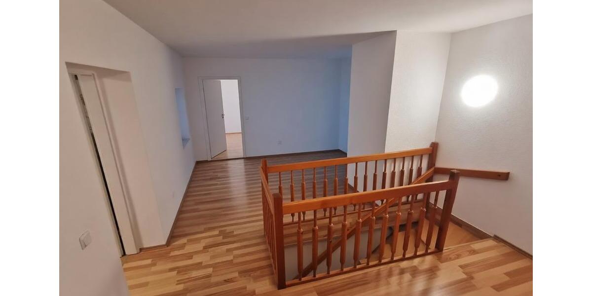 Maisonettenwohnung Samtens - 2 Zimmer, 100 m&sup2;, 800&euro; | Angebot:26383747