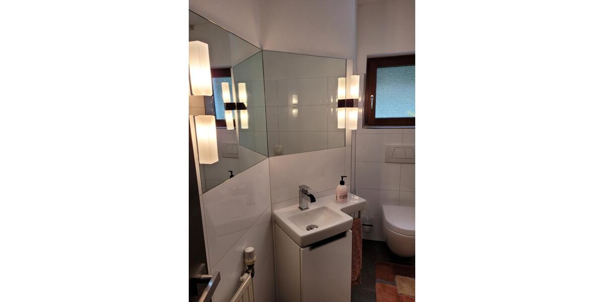 Einfamilienhaus mit Einliegerwohnung 4 zimmer