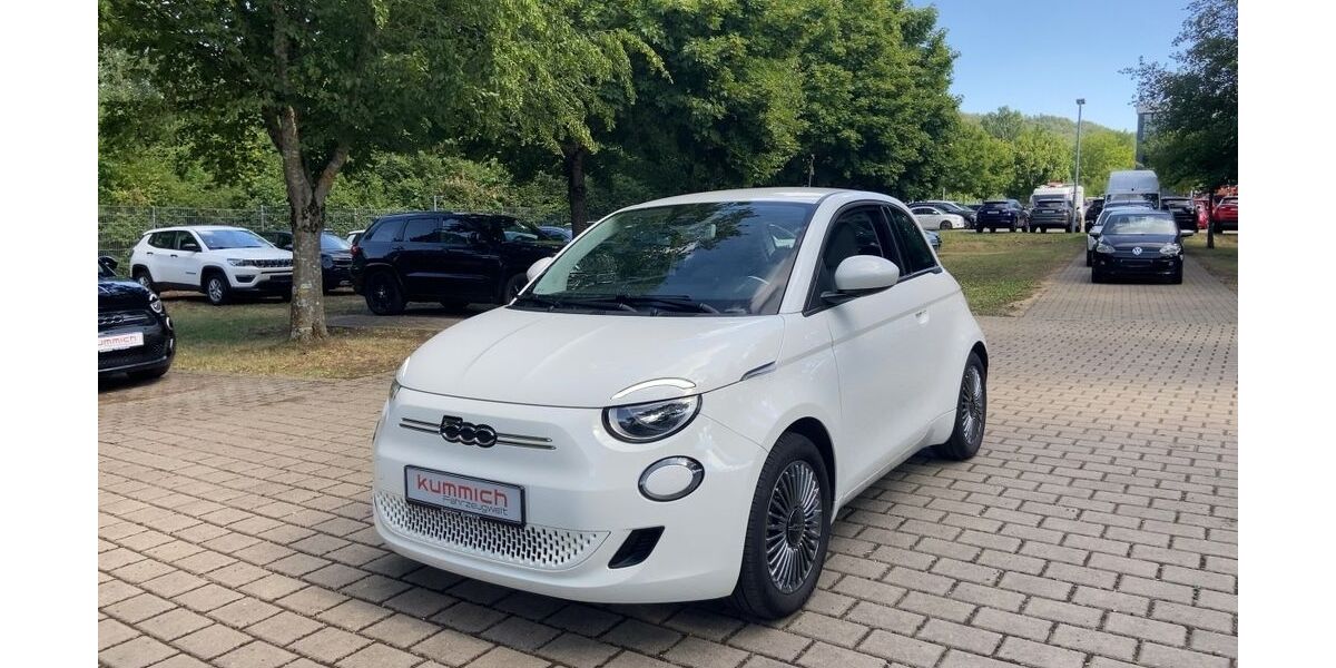 Fiat 500e 33.150 km 16.990 &euro; Aalen-Dauerwang 73457
