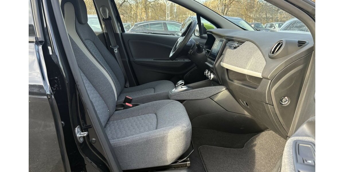 Renault ZOE Evolution R135 EV50 NAVI/KAMERA/SHZ/DAB/LED 35.270 km 15.900 &euro; Villingen-Schwenningen 78054