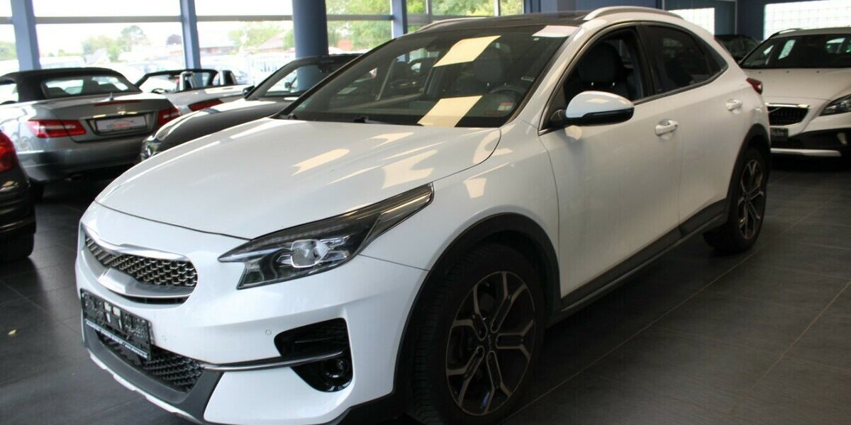 Kia XCeed 1.6 DCT Black XDrition - Panorama - 85.956 km 18.980 &euro; Euskirchen 53881