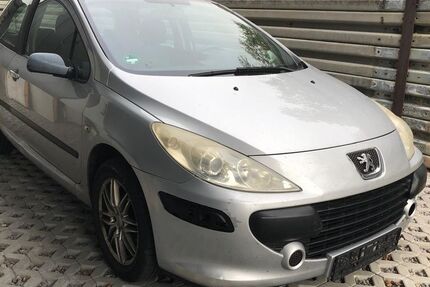 Peugeot 307 187.000 km 780 &euro; Wolpertshausen 74549