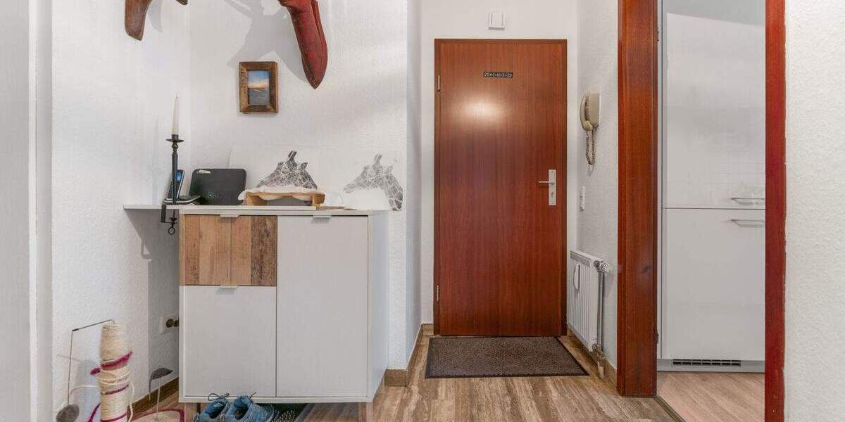 Mehrfamilienhaus, Wohnhaus Odenthal Hüttchen - 8 Zimmer, 251 m&sup2;, 399.000&euro; | Angebot:25387766
