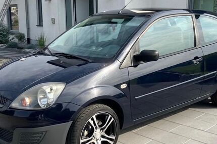 Ford Fiesta 97.210 km 2.999 &euro; Meinerzhagen 58540