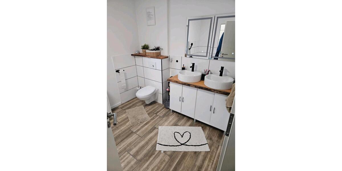 Erdgeschoßwohnung Nettersheim - 6 Zimmer, 140 m&sup2;, 1.350&euro; | Angebot:24652178